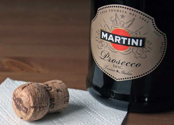 martini-prosecco-cork