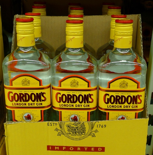 Gordons_London_Dry_Gin_im_Karton